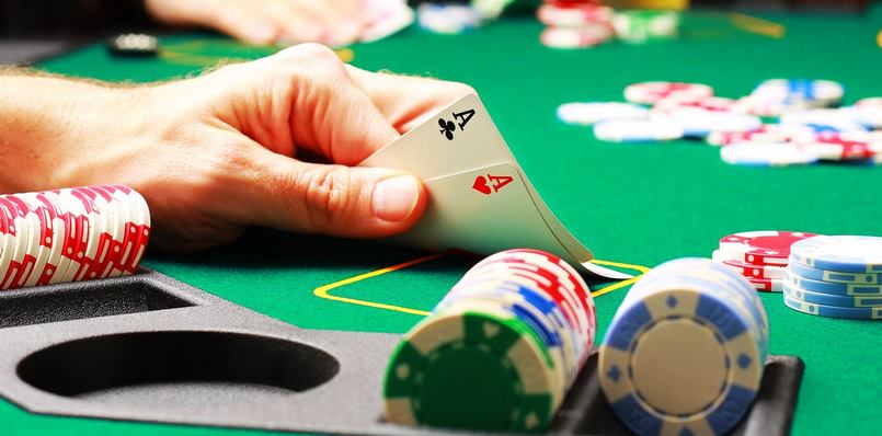 Poker tạo cơ hội dễ dàng để bạn chủ động kiếm thêm thu nhập trực tuyến